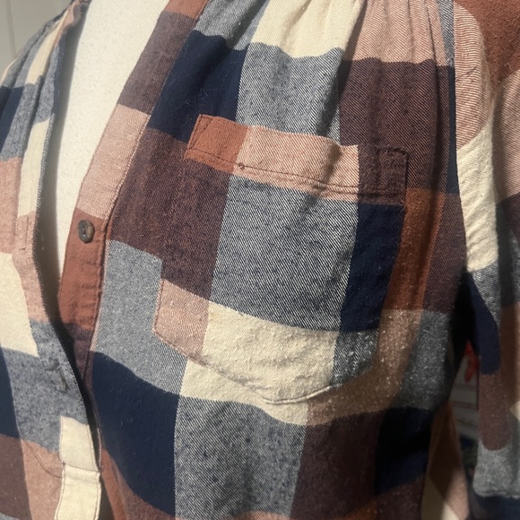 A Fall Essential. Brown Plaid Tunic – Size M - Picture 4 of 5